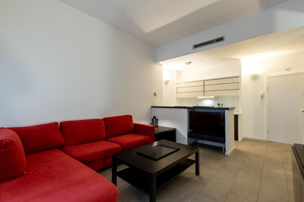 Apartment In Brera-Fatebenefratelli-Porta Nuova-Milano Exterior photo